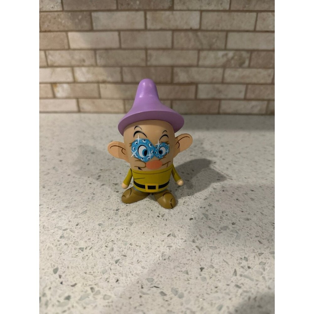 HTF VINYLMATION POPCORN VARIANT DOPEY 3" DIAMOND‎ EYES